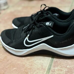 Nike MC Trainer 2
Women's Workout Shoes